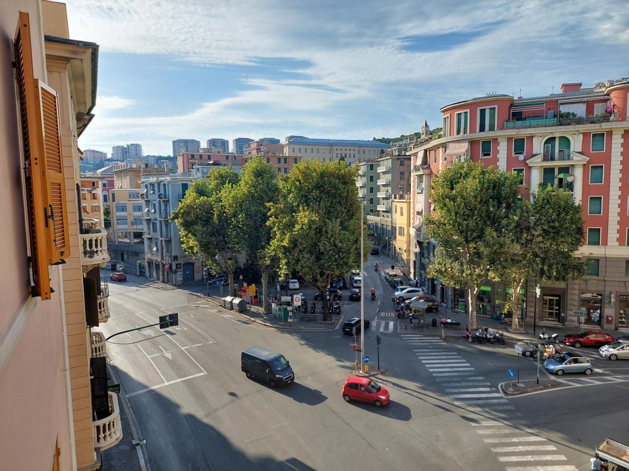 Casa Vittoria By Holiday World Genoa Exterior photo