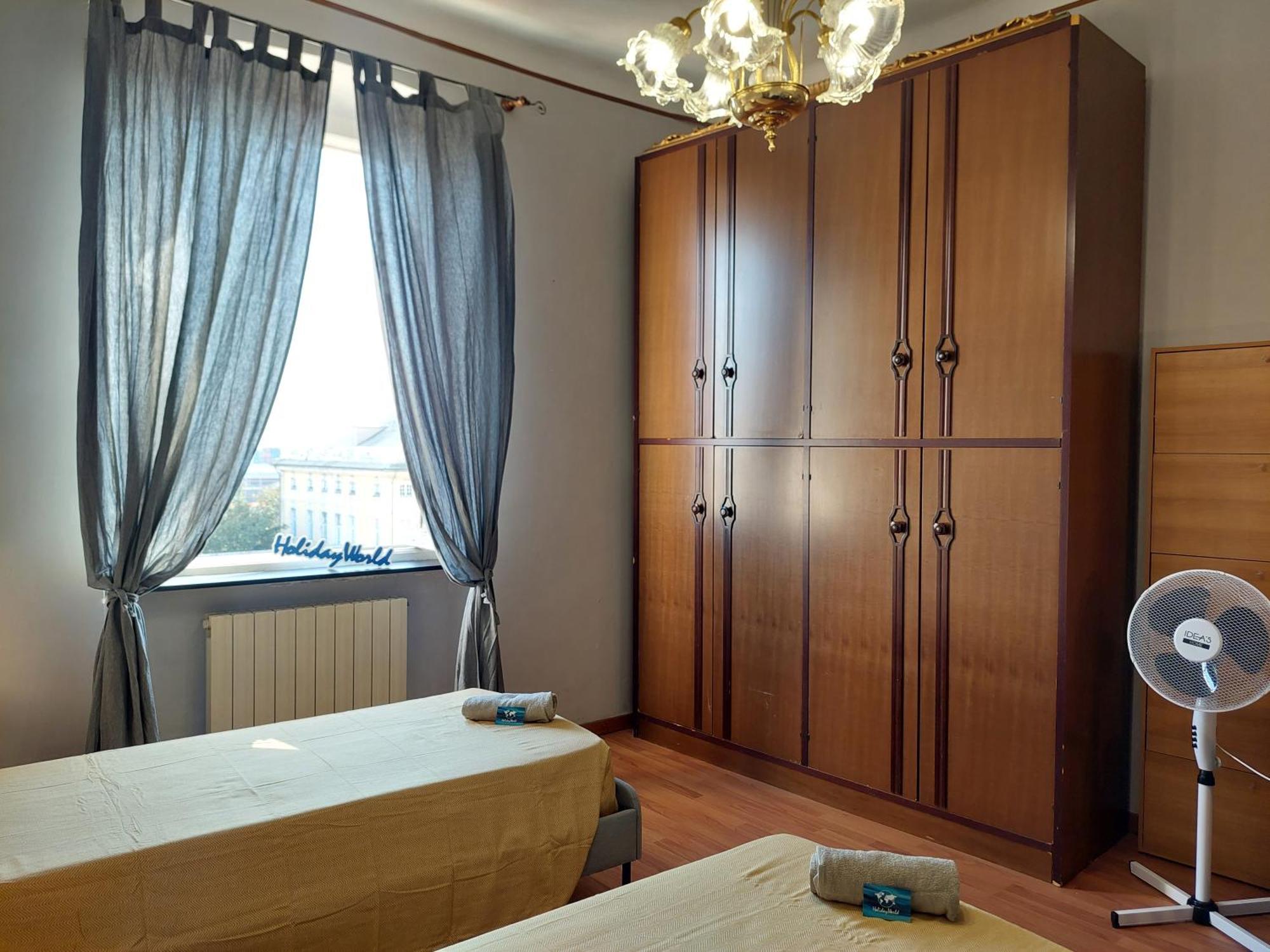 Casa Vittoria By Holiday World Genoa Exterior photo
